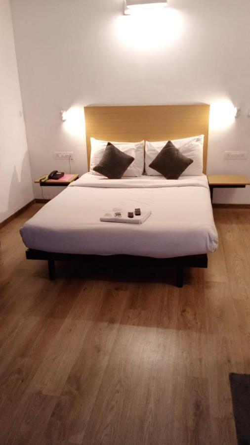 צ'נאי Hotel Amrita מראה חיצוני תמונה